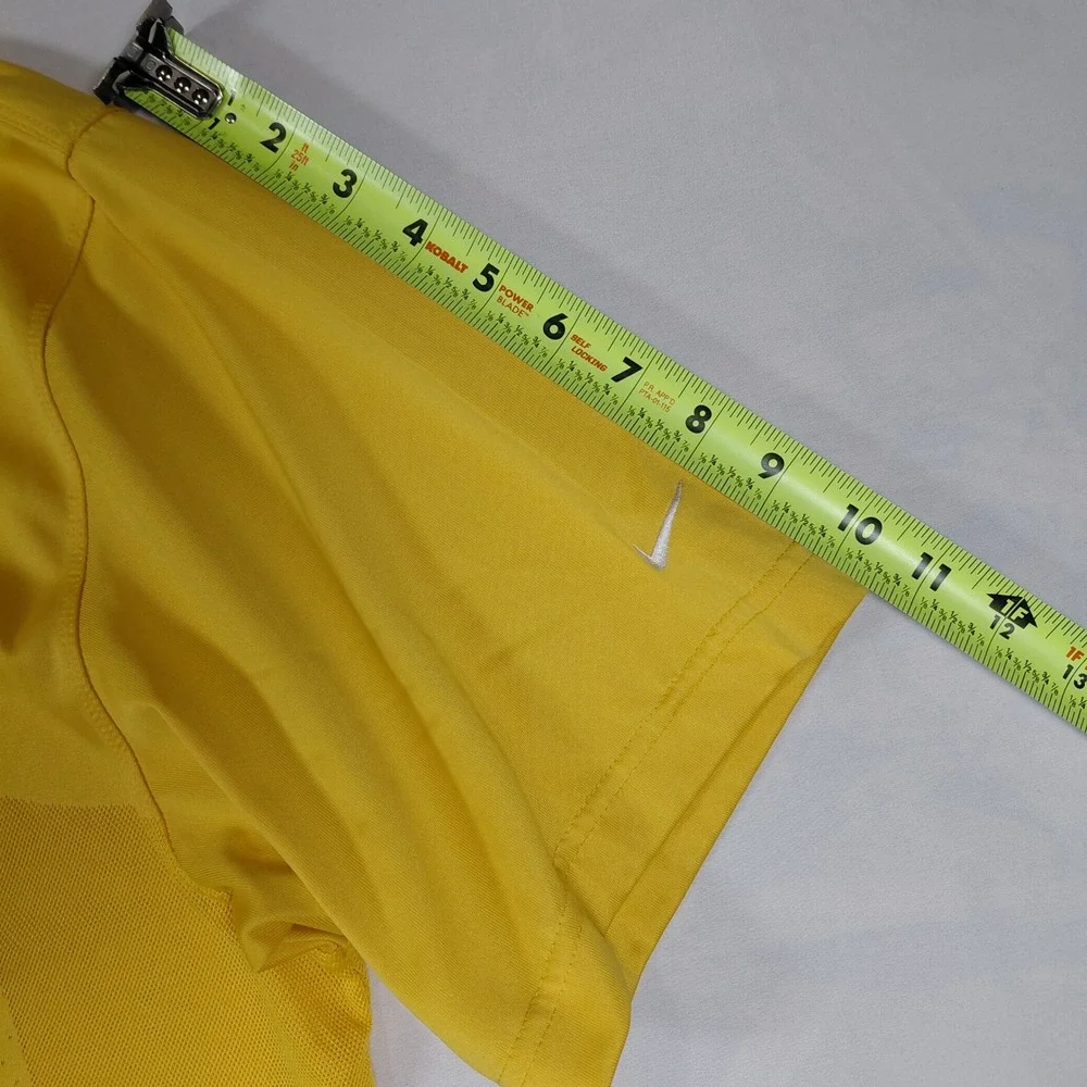 Nike Golf‎ Mens XL Yellow Dri-Fit Short Sleeve Perforated Polo Shirt RN56323
